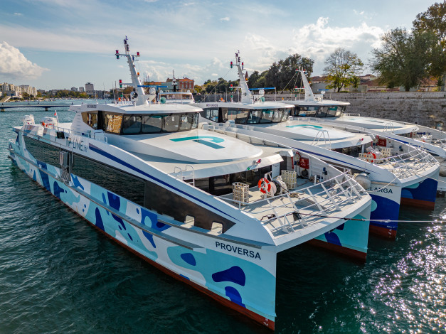 split to hvar catamaran timetable