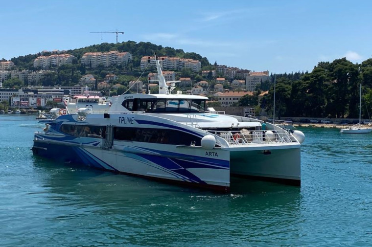 catamaran ferry time